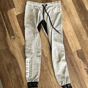 Victoria’s Secret PINK grey sweatpants joggers